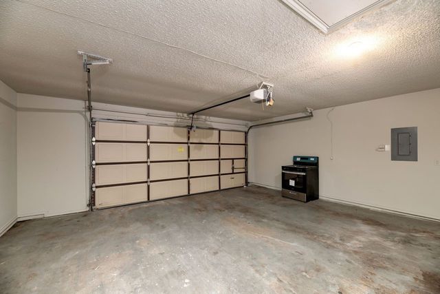 2311 Wimbledon Drive, Arlington, TX 76017