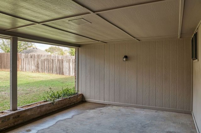 2311 Wimbledon Drive, Arlington, TX 76017