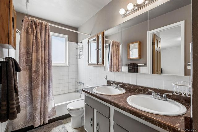 4810 W 60th Avenue, Arvada, CO 80003