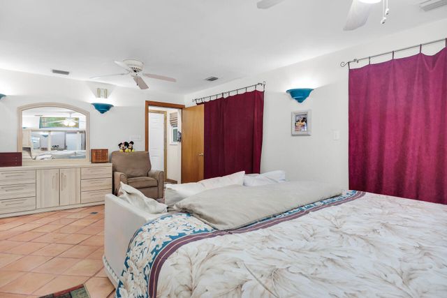 323 Bayview Avenue, Key Largo, FL 33037