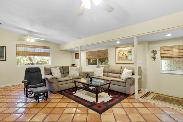 323 Bayview Avenue, Key Largo, FL 33037