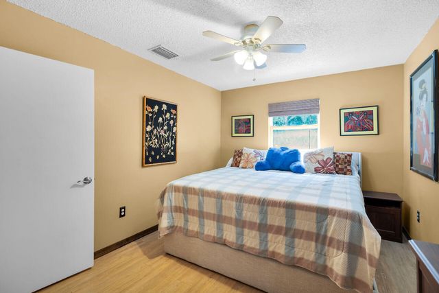 323 Bayview Avenue, Key Largo, FL 33037