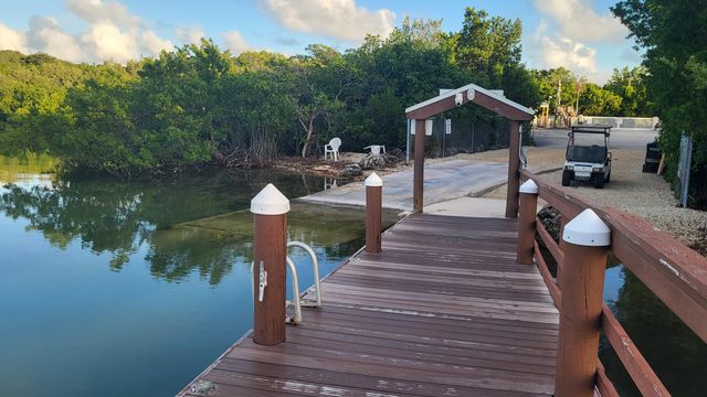 323 Bayview Avenue, Key Largo, FL 33037