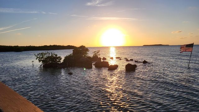 323 Bayview Avenue, Key Largo, FL 33037