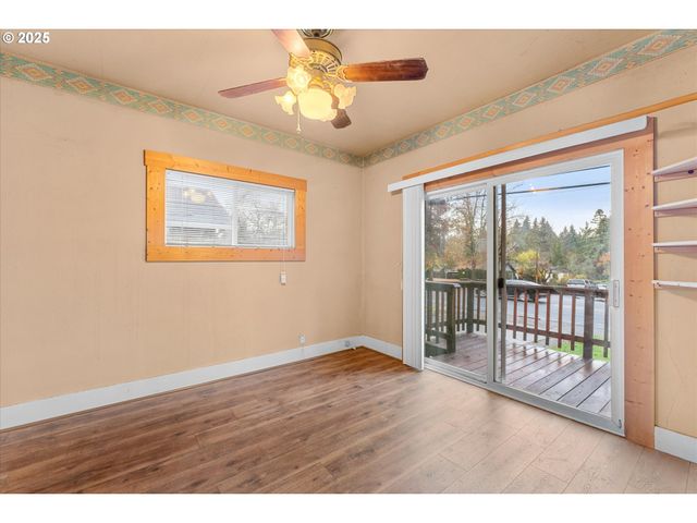 21835 WILLAMETTE Dr, West Linn, OR 97068