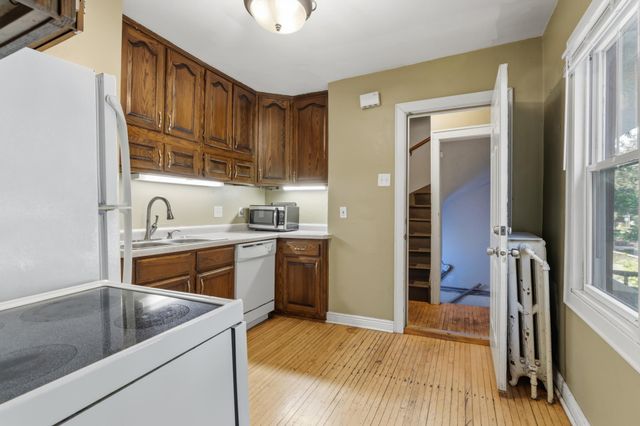 1883 Saint Clair Avenue, Saint Paul, MN 55105