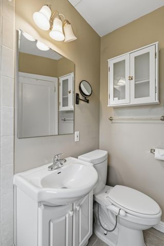 1883 Saint Clair Avenue, Saint Paul, MN 55105