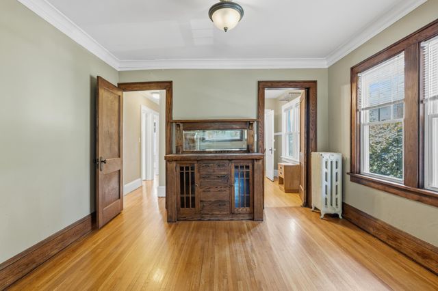 1883 Saint Clair Avenue, Saint Paul, MN 55105