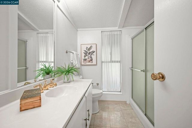 1201 Monument BLVD, Concord, CA 94520