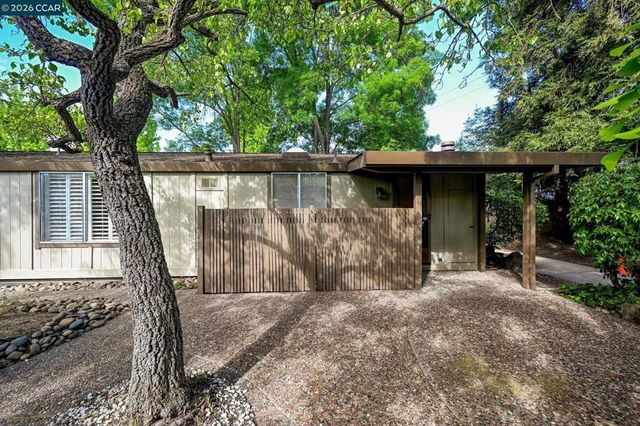 1201 Monument BLVD, Concord, CA 94520