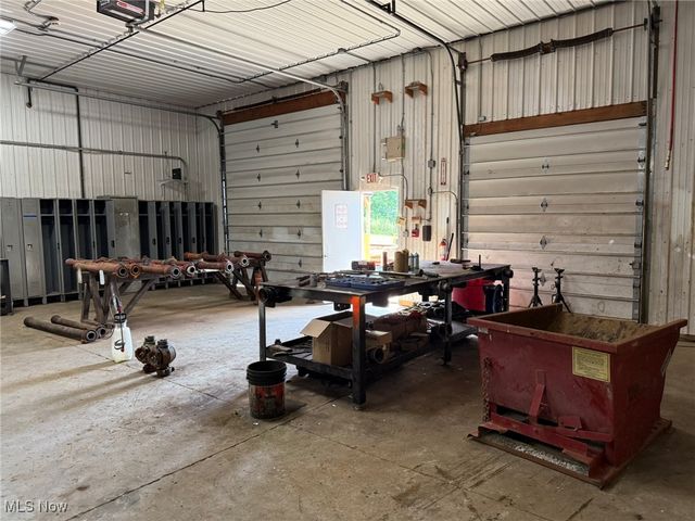 46789 W National Road, St Clairsville, OH 43950