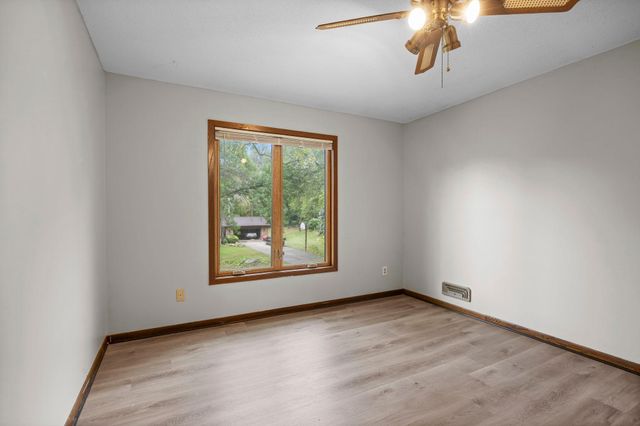 7741 Heritage Road, Eden Prairie, MN 55346