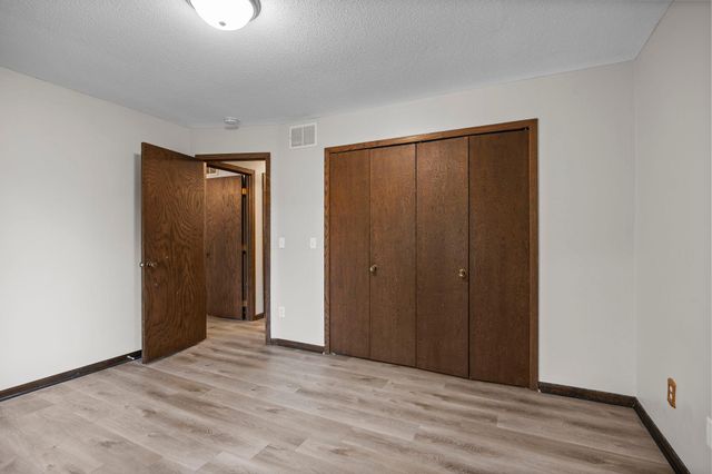 7741 Heritage Road, Eden Prairie, MN 55346
