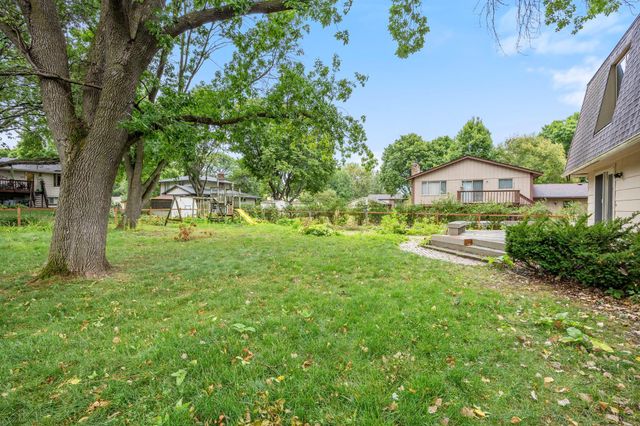 7741 Heritage Road, Eden Prairie, MN 55346