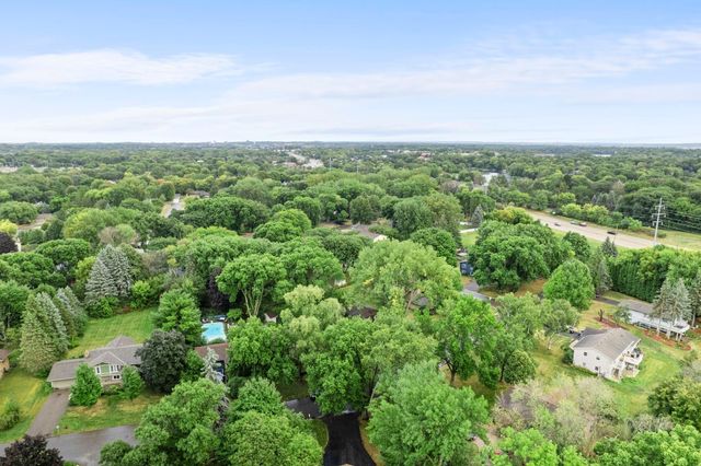 7741 Heritage Road, Eden Prairie, MN 55346