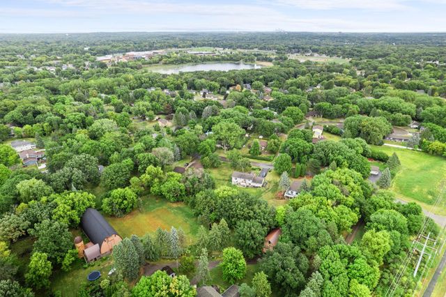 7741 Heritage Road, Eden Prairie, MN 55346