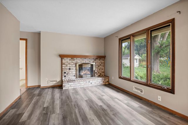 7741 Heritage Road, Eden Prairie, MN 55346