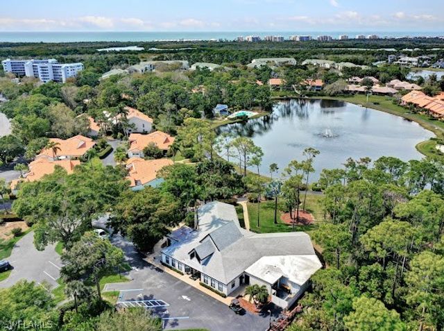 15435 Cedarwood LN 5-301, Naples, FL 34110