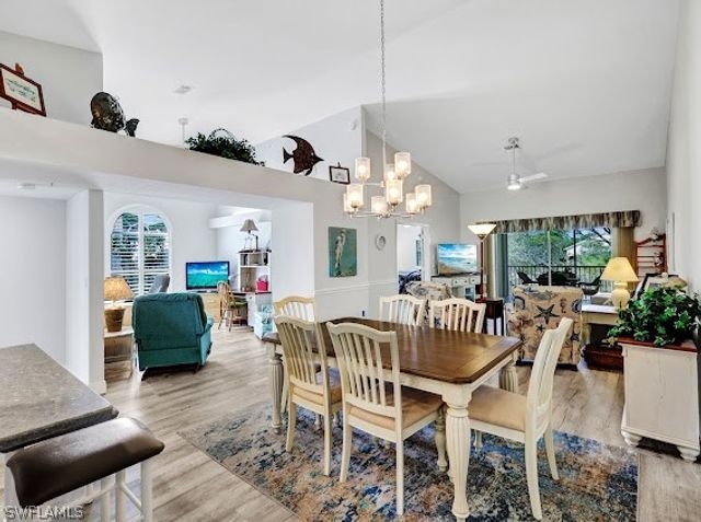 15435 Cedarwood LN 5-301, Naples, FL 34110