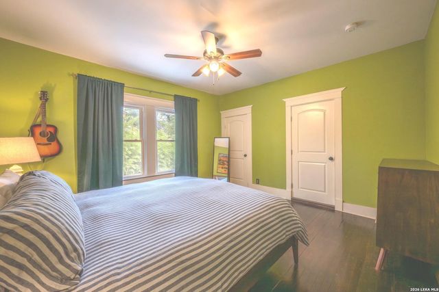 1136 W Russell, San Antonio, TX 78201