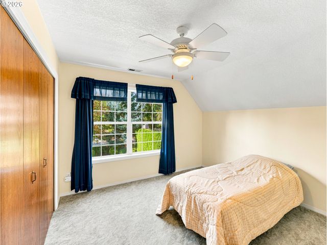 830 Ne 157TH Ave, Portland, OR 97230