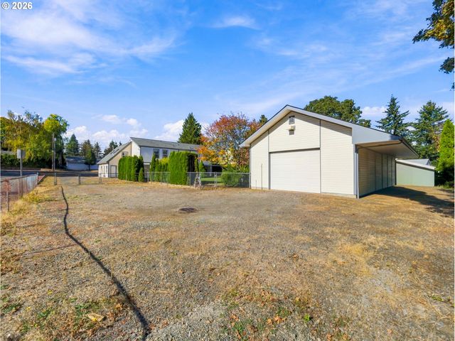 830 Ne 157TH Ave, Portland, OR 97230