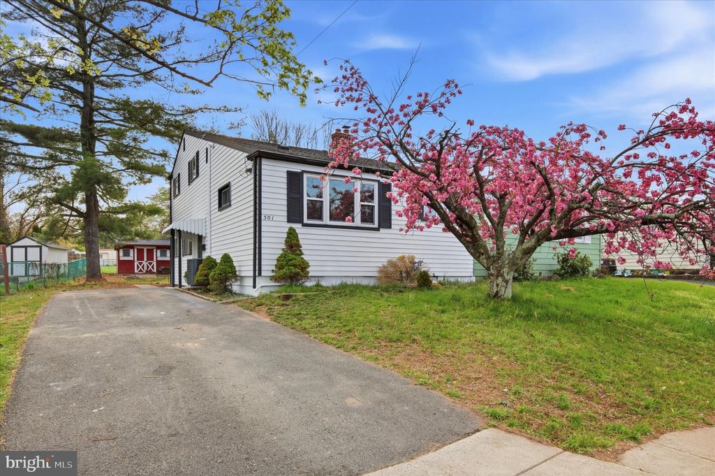 501 CHERRY ST, Lansdale, PA 19446