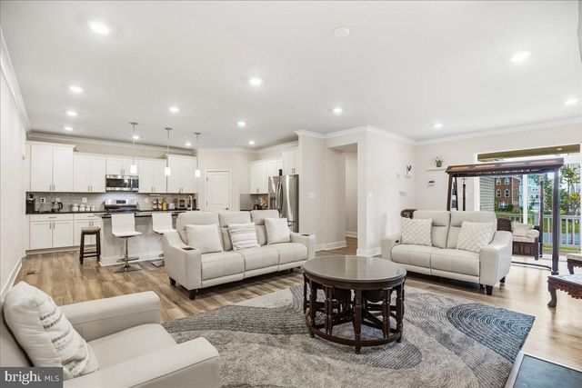 5688 LEWIS CARROLL DR, White Plains, MD 20695