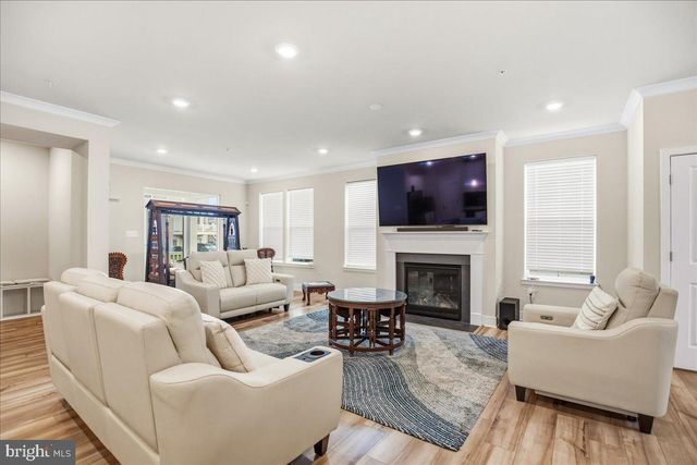 5688 LEWIS CARROLL DR, White Plains, MD 20695