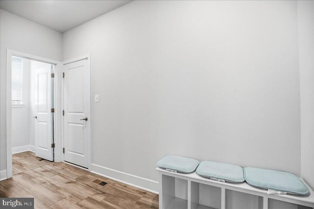 5688 LEWIS CARROLL DR, White Plains, MD 20695