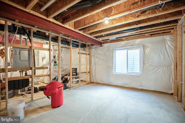 5688 LEWIS CARROLL DR, White Plains, MD 20695