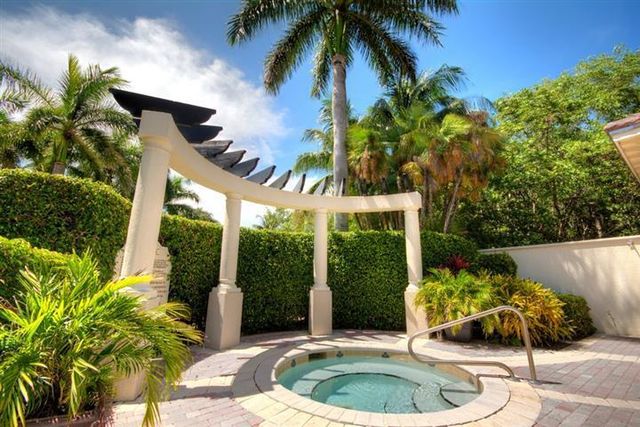 4307 Tuscany Way, Boynton Beach, FL 33435