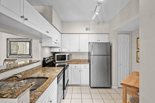 4307 Tuscany Way, Boynton Beach, FL 33435