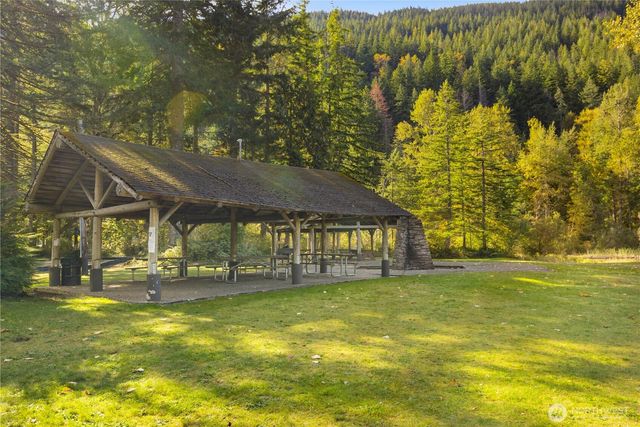 17024 427th Avenue SE, North Bend, WA 98045