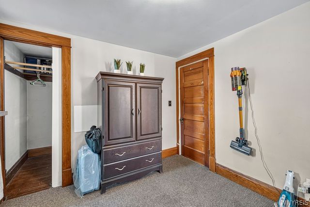 38 Laverack Avenue, Lancaster, NY 14086