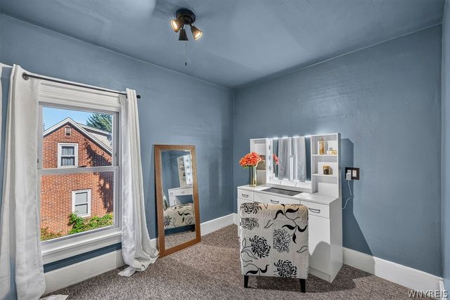 38 Laverack Avenue, Lancaster, NY 14086