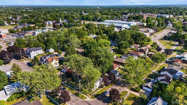 38 Laverack Avenue, Lancaster, NY 14086