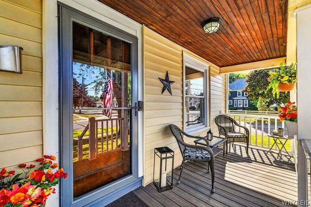 38 Laverack Avenue, Lancaster, NY 14086