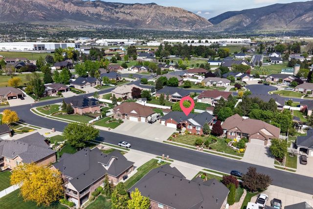 1848 N 1775 W, Farr West, UT 84404