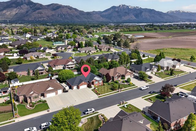 1848 N 1775 W, Farr West, UT 84404