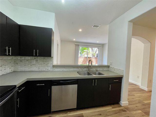3510 SW 170th Ave, Miramar, FL 33027