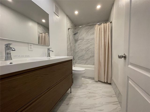 3510 SW 170th Ave, Miramar, FL 33027