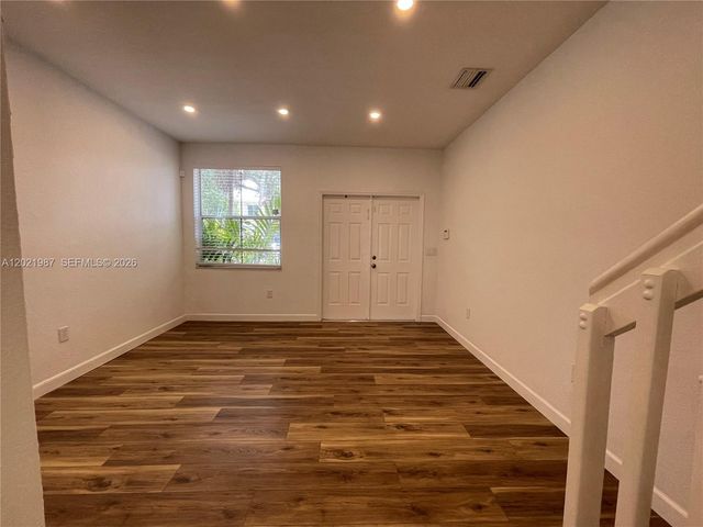 3510 SW 170th Ave, Miramar, FL 33027