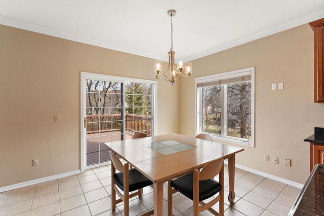 9677 Jonathan Lane, Eden Prairie, MN 55347