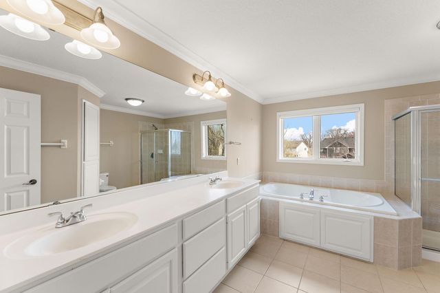 9677 Jonathan Lane, Eden Prairie, MN 55347