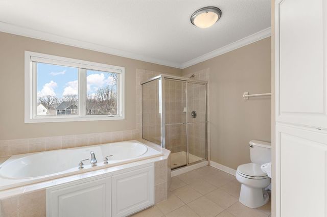 9677 Jonathan Lane, Eden Prairie, MN 55347