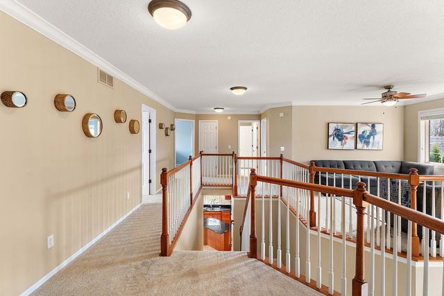 9677 Jonathan Lane, Eden Prairie, MN 55347