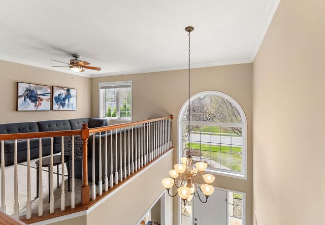 9677 Jonathan Lane, Eden Prairie, MN 55347