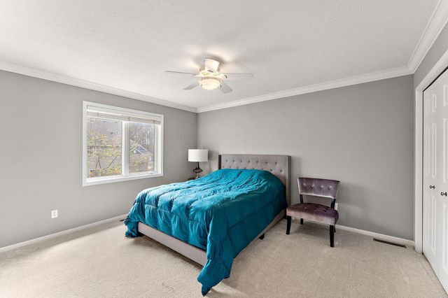 9677 Jonathan Lane, Eden Prairie, MN 55347