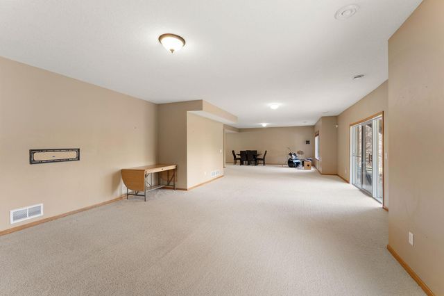 9677 Jonathan Lane, Eden Prairie, MN 55347